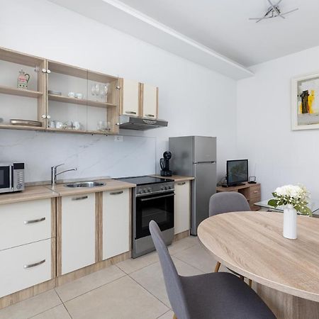 Apartment Ana Solin Zewnętrze zdjęcie