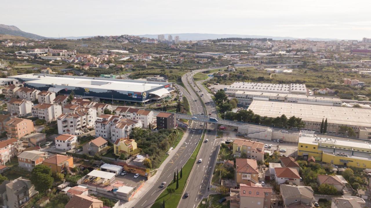 Apartment Ana Solin Zewnętrze zdjęcie